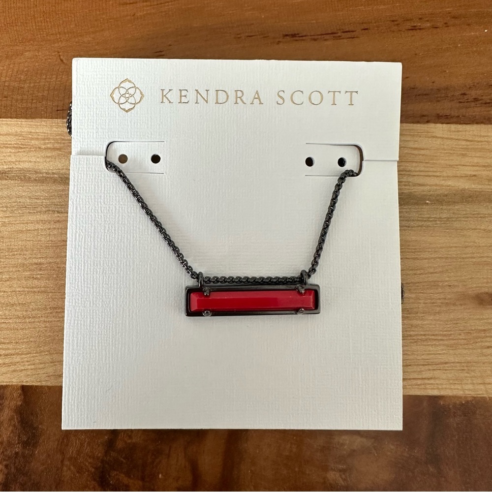 Kendra Scott Leanor Gunmetal Bright Red Necklace